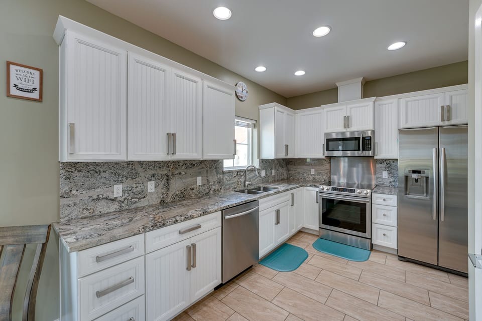 Kitchen | 1st Floor | Coffee Maker | Cooking Basics
