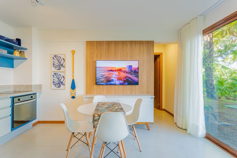 Traditional Apartment | Living room