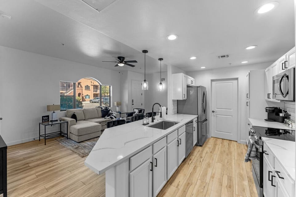 Kitchen 2