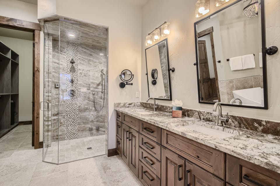 Primary Suite Bath