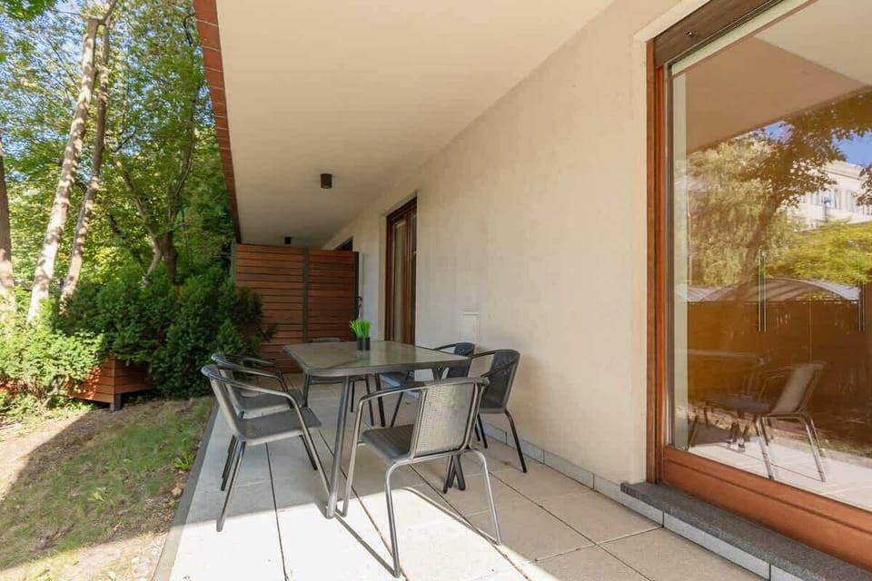 Dining area at the terrace.