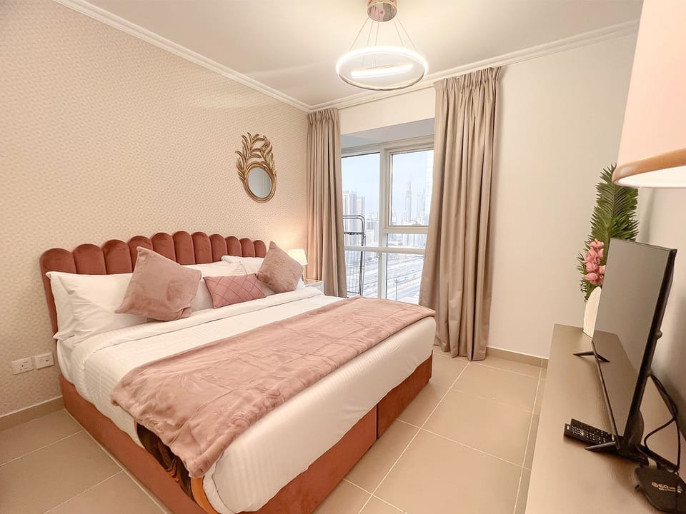 Cosmos Living Luxurious Studio Near Mari Apartment in Dubai
