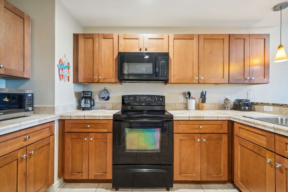 4-web-or-mls-15100-front-beach-rd-427