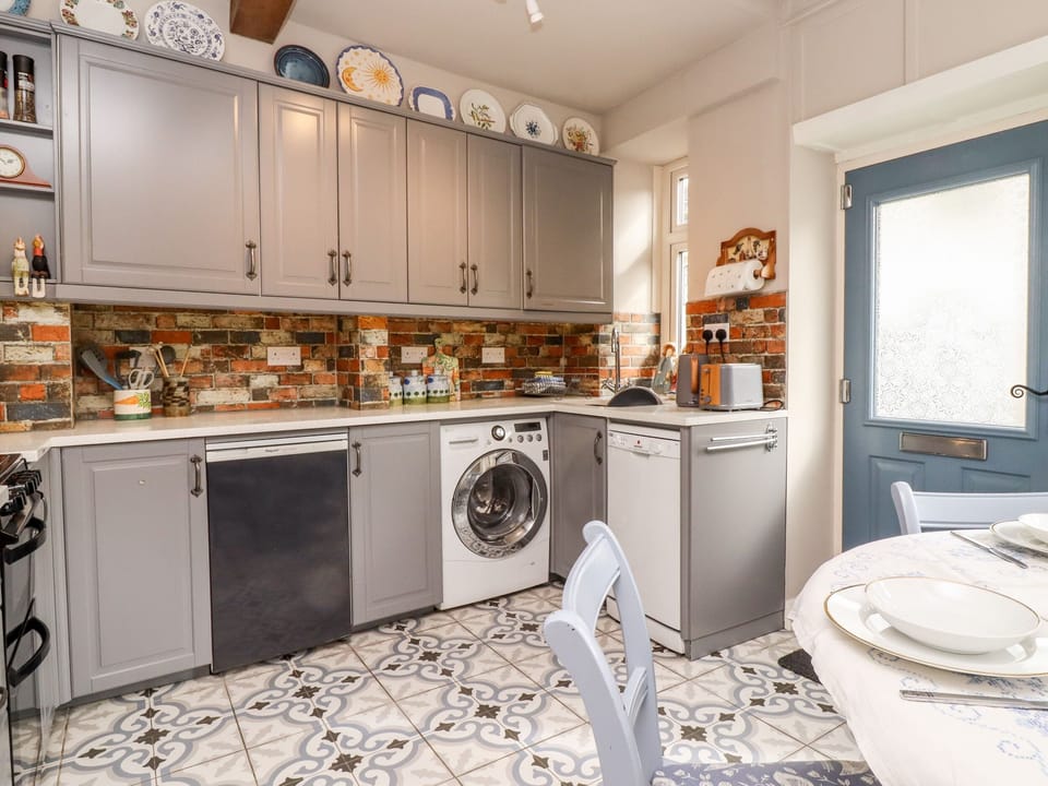 Fridge, dishwasher, electric kettle, toaster
