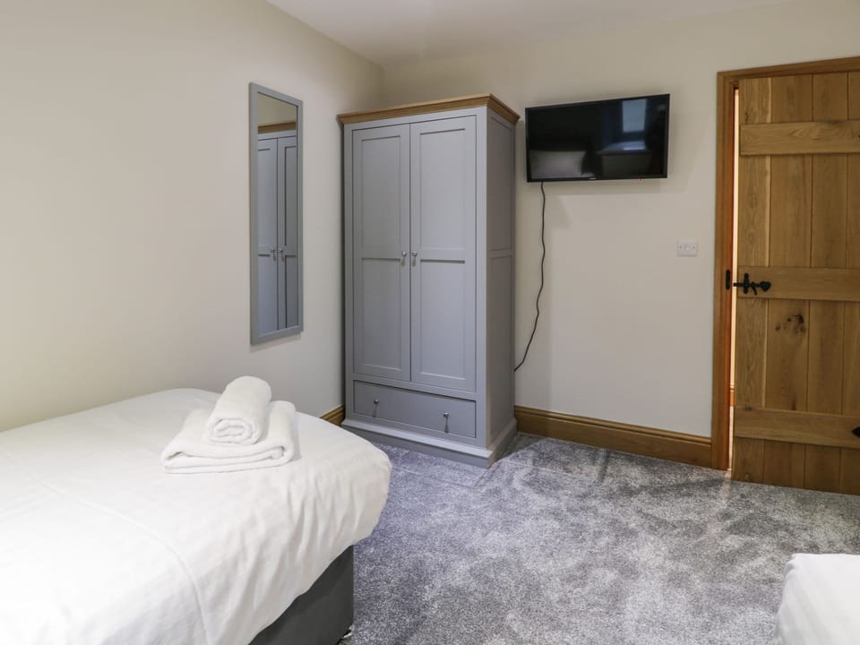 3 bedrooms, individually decorated, individually furnished, free WiFi