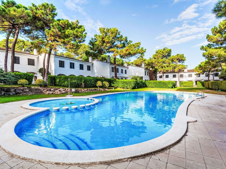 Swimming Pool, Resort, Landscaping, Hotel, Hacienda, Eco Hotel, Resort Town, Villa