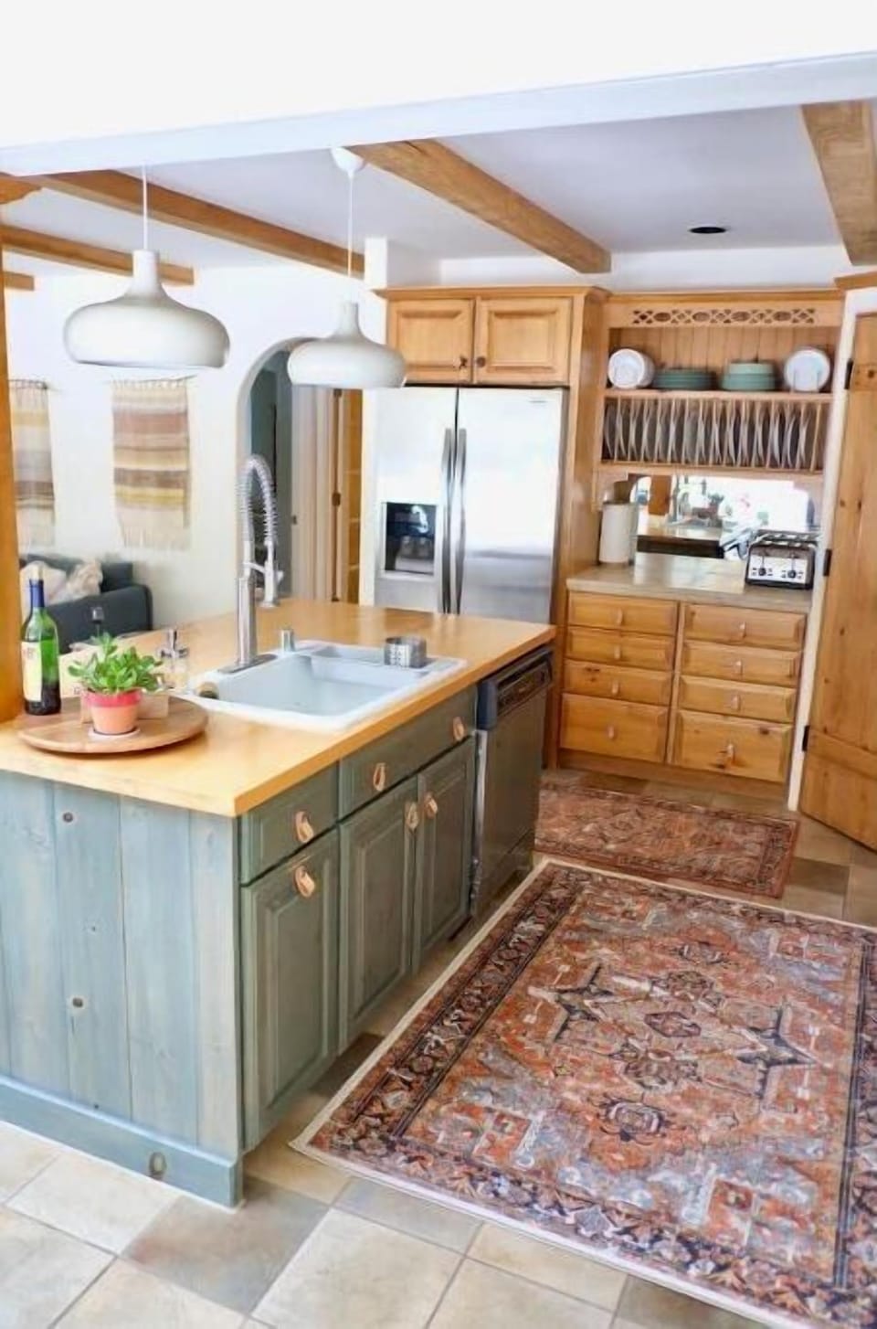 Well-equipped kitchen to cook all of your favorite meals.