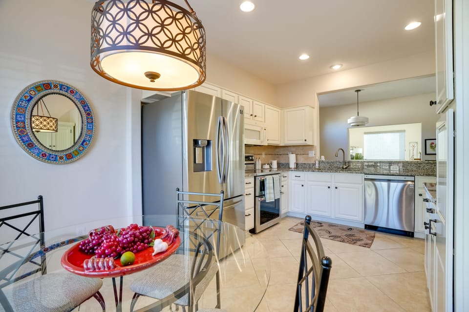 Kitchen | Cooking Basics | Coffee Maker | Paper Towels/Trash Bags Provided