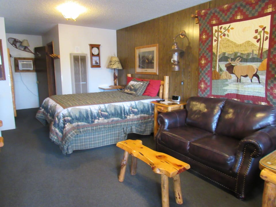 Comfort Single Room | Free WiFi, bed sheets