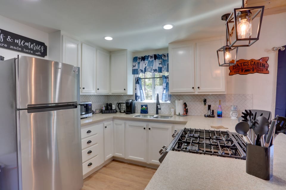 Kitchen | Cooking Basics | Coffee Maker | Blender | Microwave | Toaster Oven