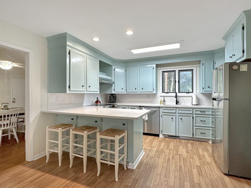 Kitchen, 3 Edgewater Alley, Wild Dunes, Isle of Palms, SC | IOP Escapes