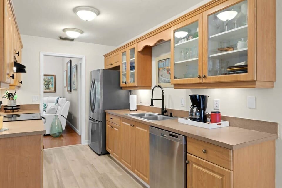 Alternate view of kitchen, fully equipped