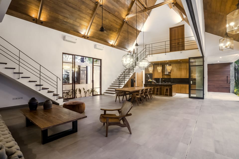 Deluxe Villa, 4 Bedrooms, Private Pool, Pool View | Living area | 32-inch Smart TV with digital channels