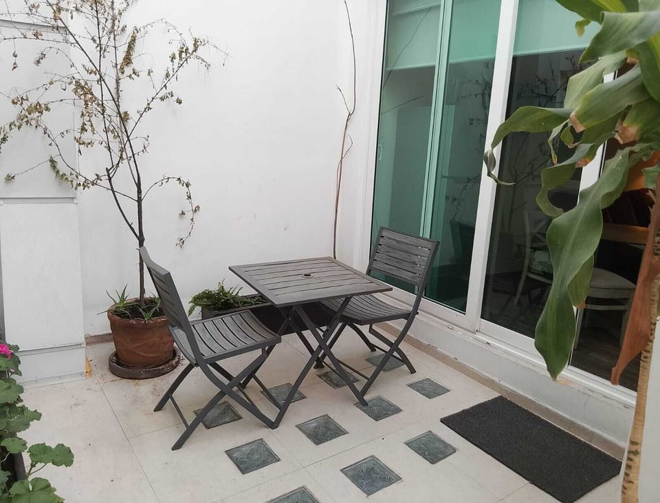 Private Outdoor Patio