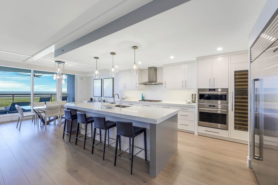 Kitchen Bar
