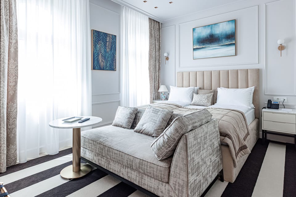 Premium bedding, minibar, in-room safe, desk