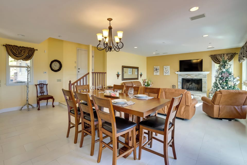 House (4 Bedrooms) | Interior
