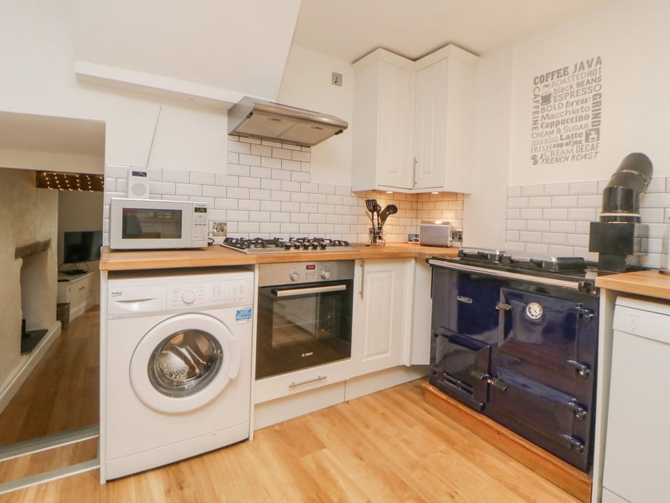 Fridge, dishwasher, electric kettle, toaster