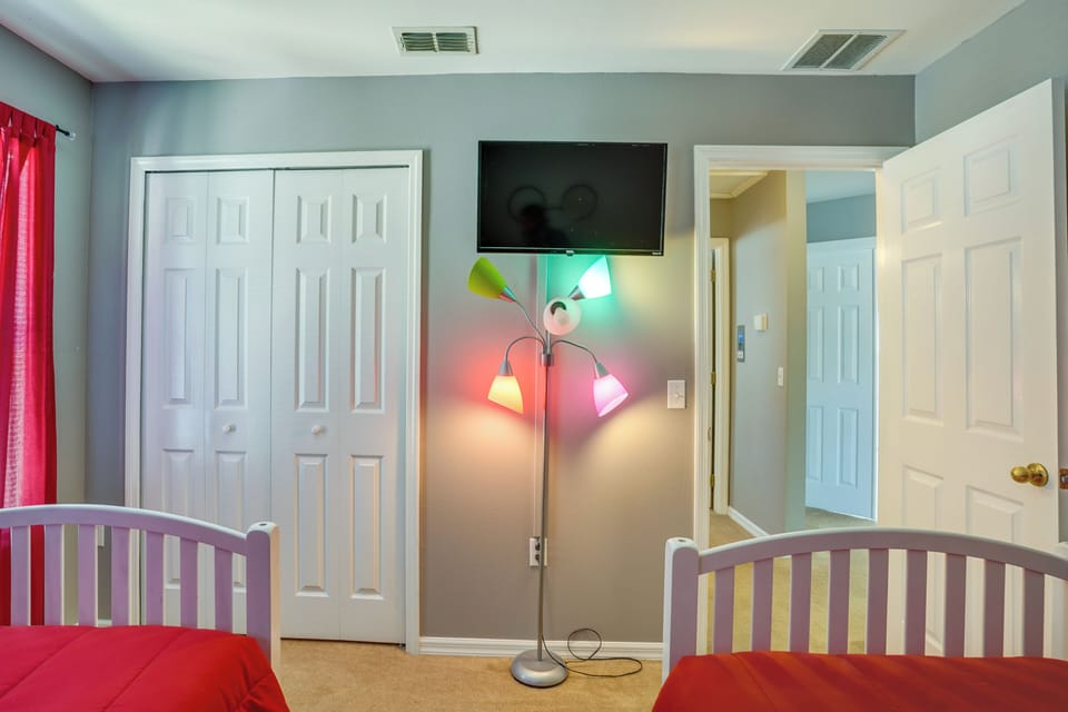 House (4 Bedrooms) | Interior
