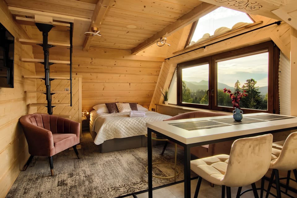 Family Studio, Kitchenette | Free WiFi, bed sheets