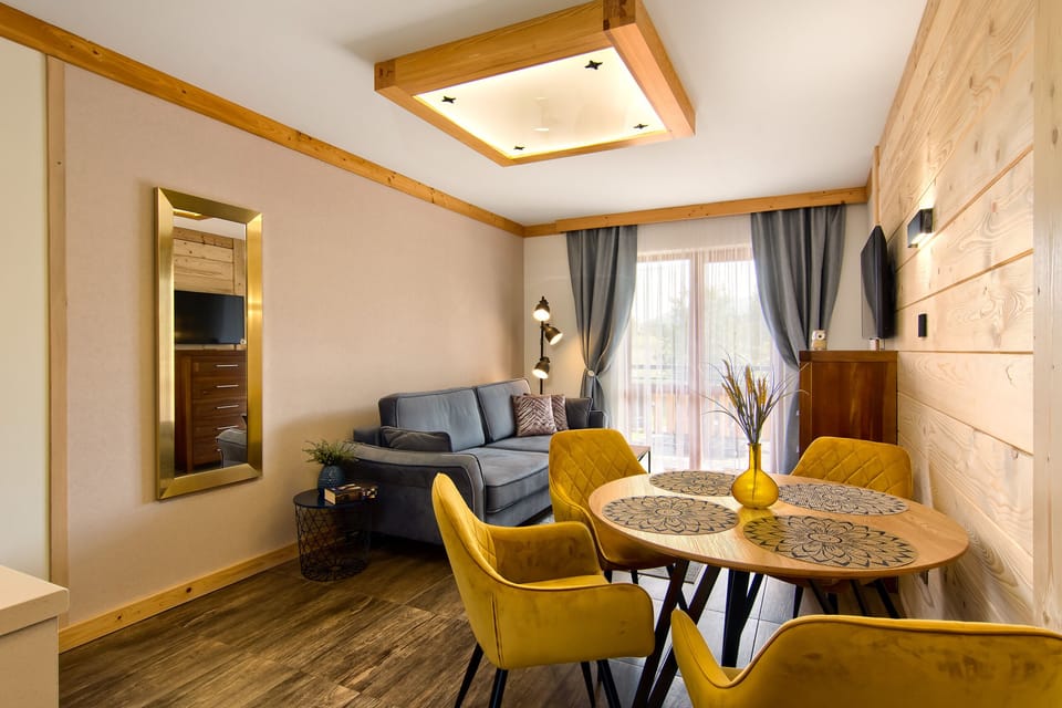 Traditional Apartment, 1 Bedroom, Balcony, Mountain View | Living area | LED TV