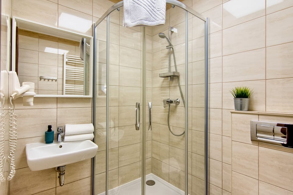 Traditional Apartment, 1 Bedroom, Balcony, Mountain View | Free WiFi, bed sheets