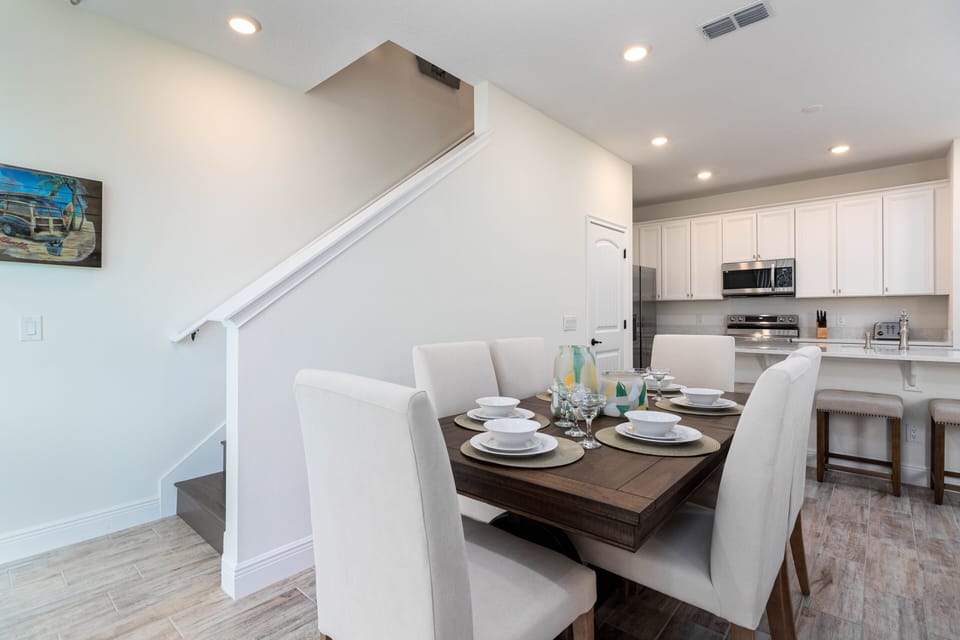 Luxury Townhome | Dining room