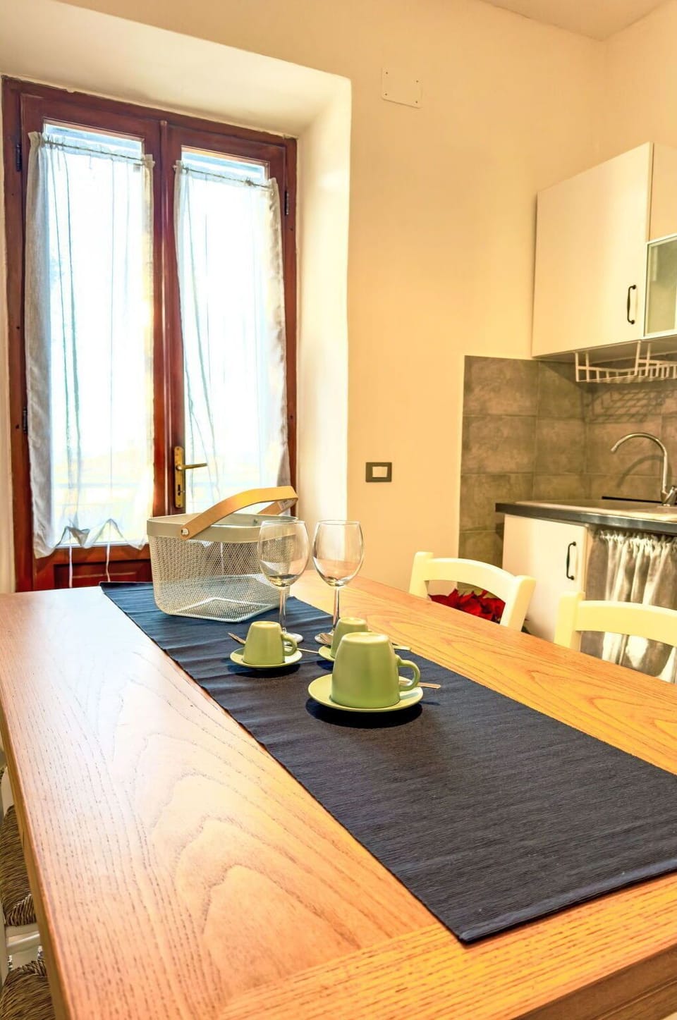 Furniture, Table, Window, Building, Wood, Interior Design, Flooring, Floor, Cabinetry