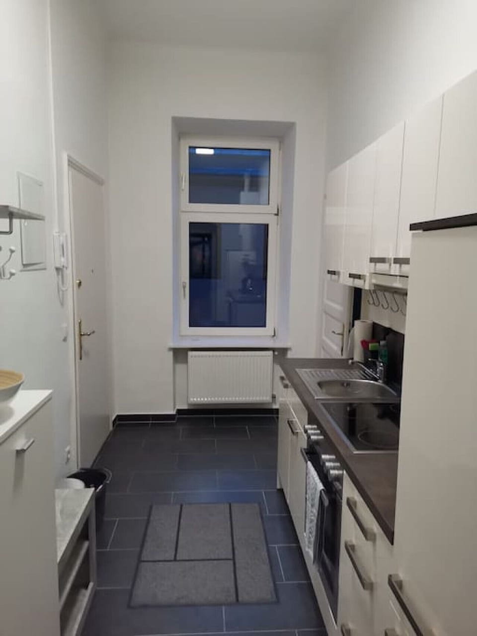 Welcome to the kitchen, where Arbio Designers have crafted a space that`s as inviting as it is efficient, perfect for cooking and socializing.