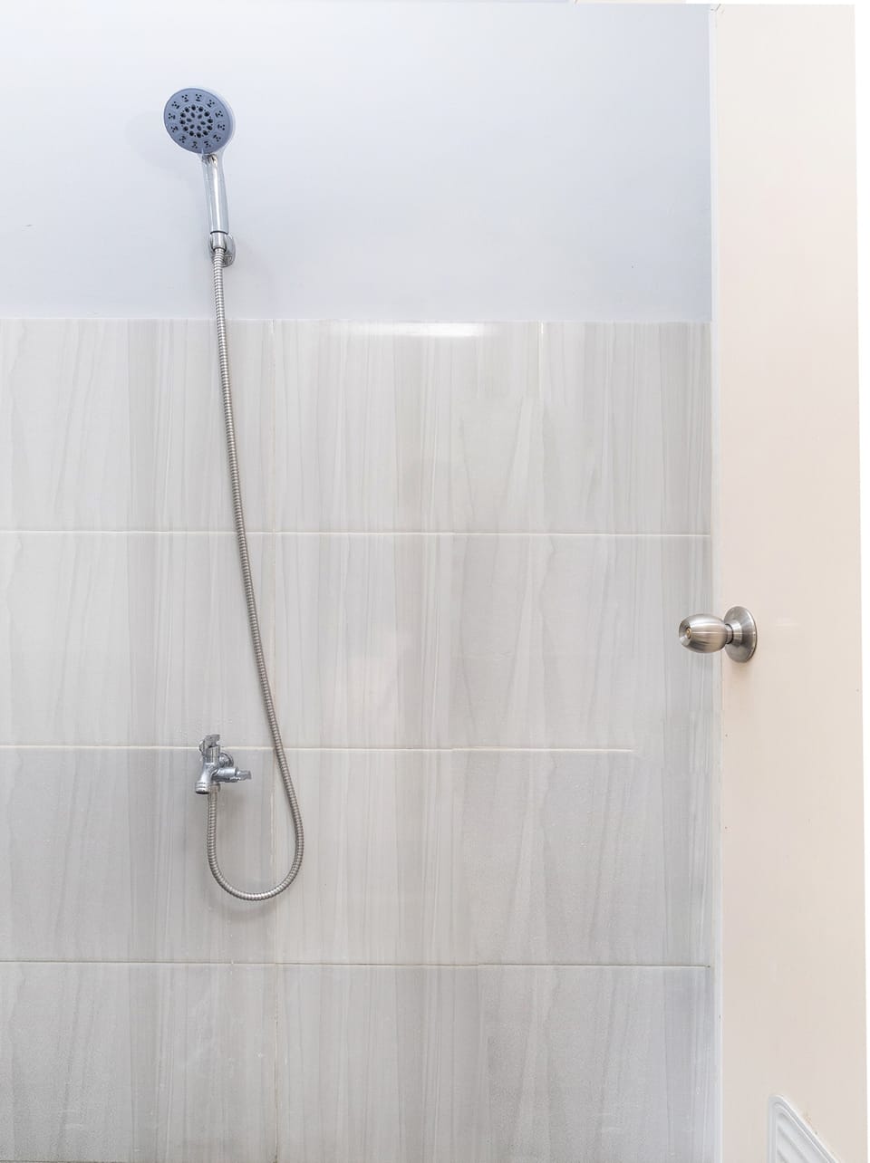 Deluxe Double Room | Bathroom | Shower, towels