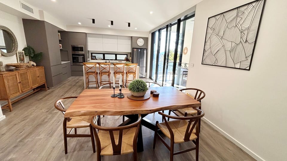Dining area. 