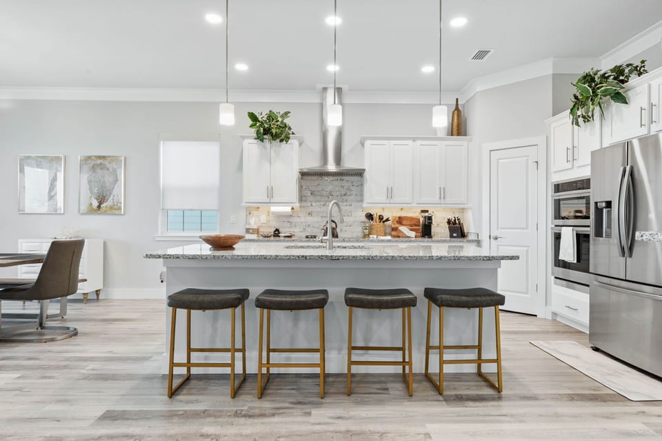 Kitchen: 2nd Floor