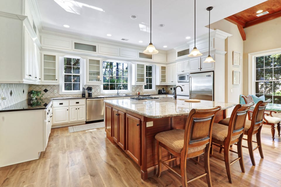 2 Spanish Moss - Kitchen