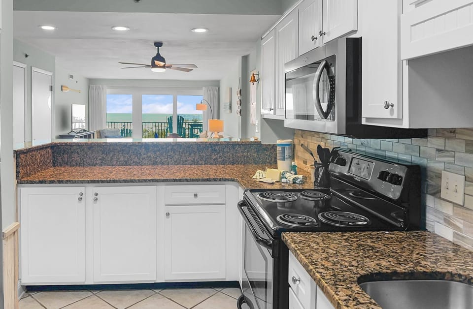 Sea Oats #205 Kitchen