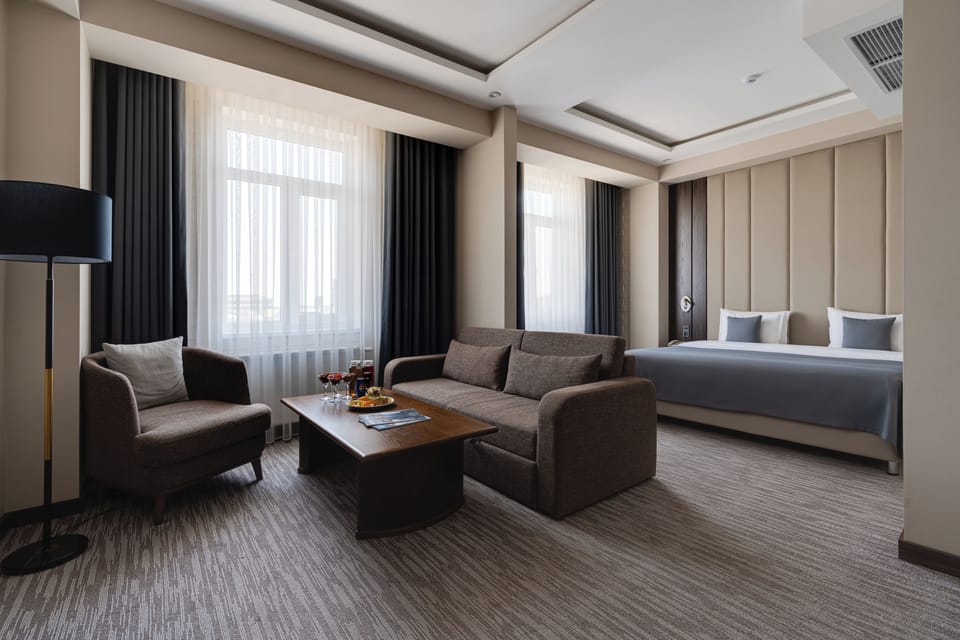 Superior Double Room | Hypo-allergenic bedding available, down comforters, memory foam beds