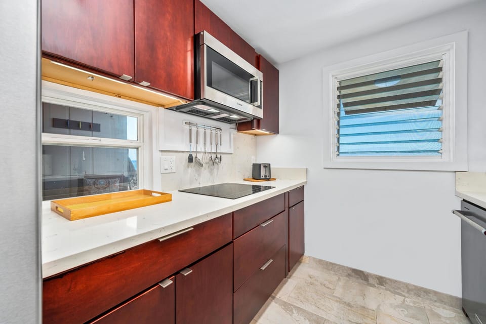 Condo, 2 Bedrooms | Private kitchen | Coffee/tea maker, fridge, oven, toaster