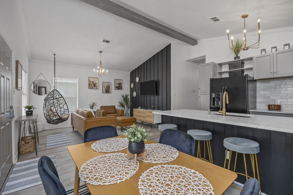 Comfort House | Dining room