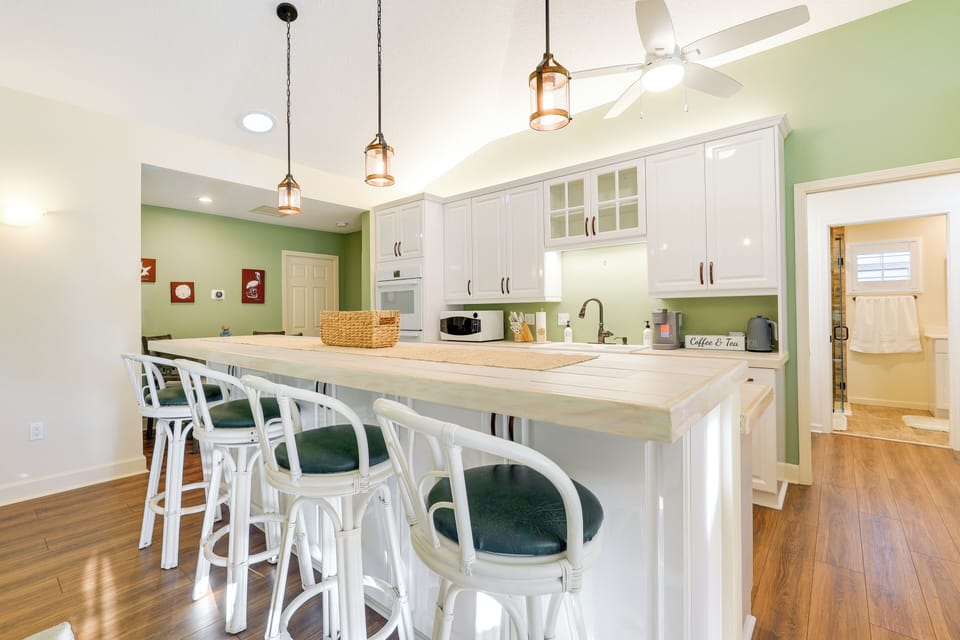 House (2 Bedrooms) | Interior