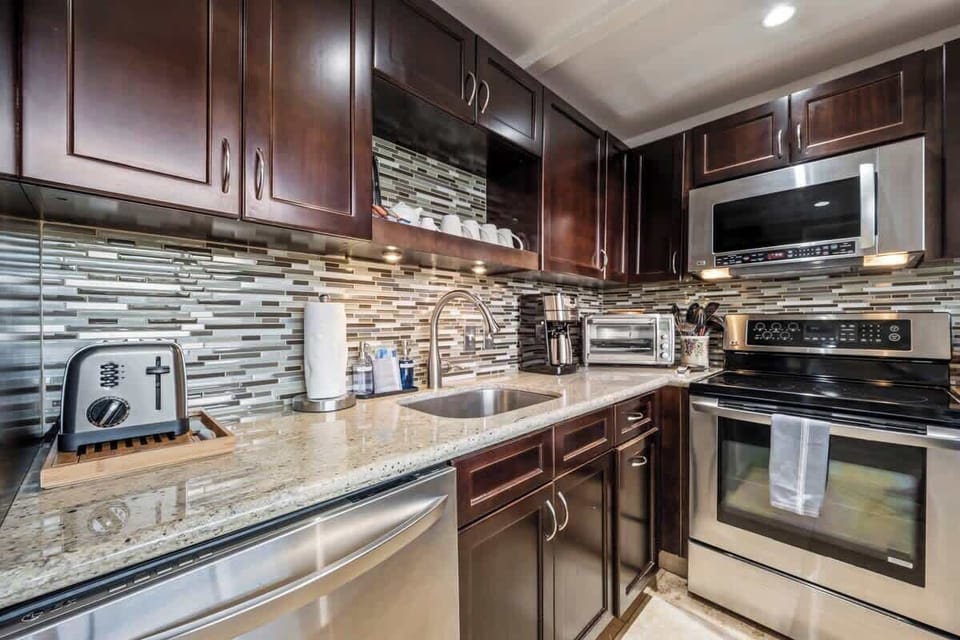 Fully equipped kitchen