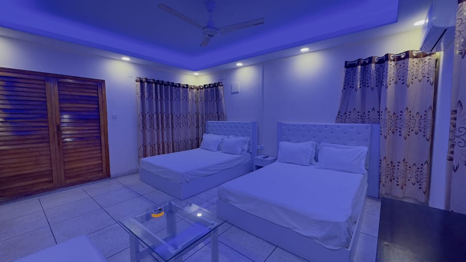 Family Room | Egyptian cotton sheets, premium bedding, pillowtop beds, soundproofing