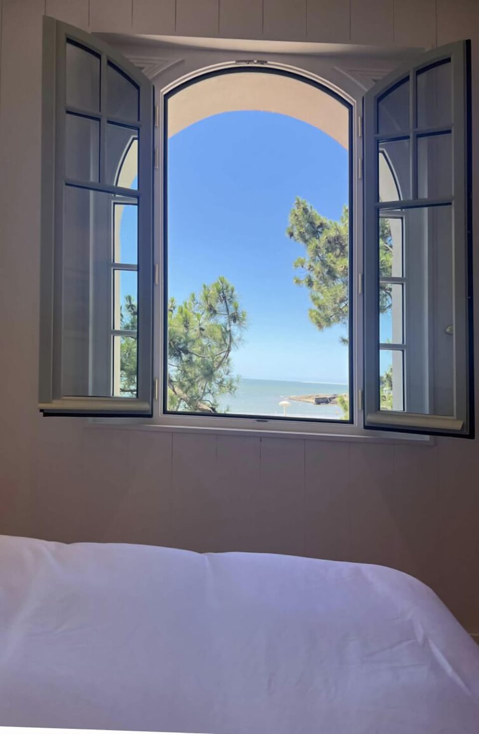 Classic Room | 1 bedroom, premium bedding, down comforters, pillowtop beds