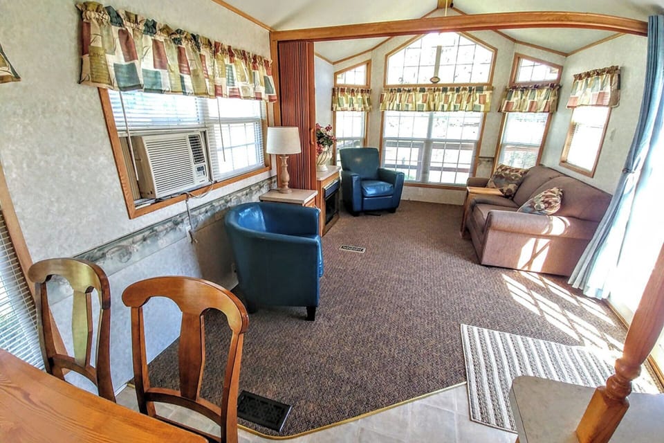 cabin-1-1