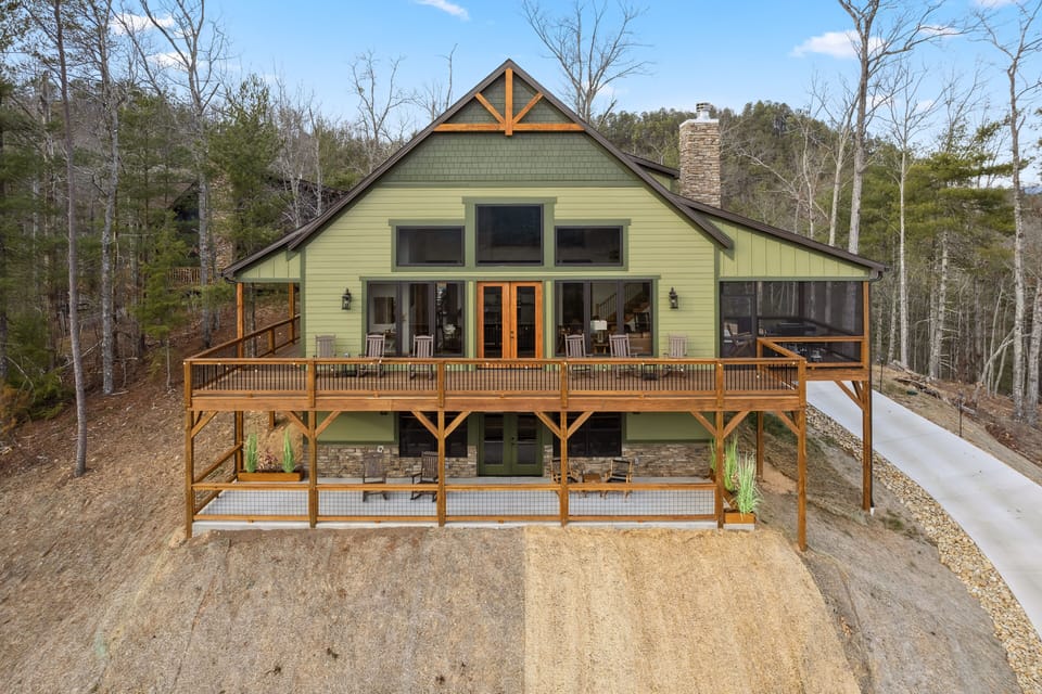 Front Exterior of the Cabin