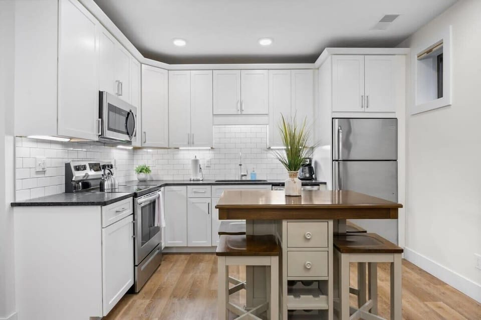 Fully Stocked Kitchen
