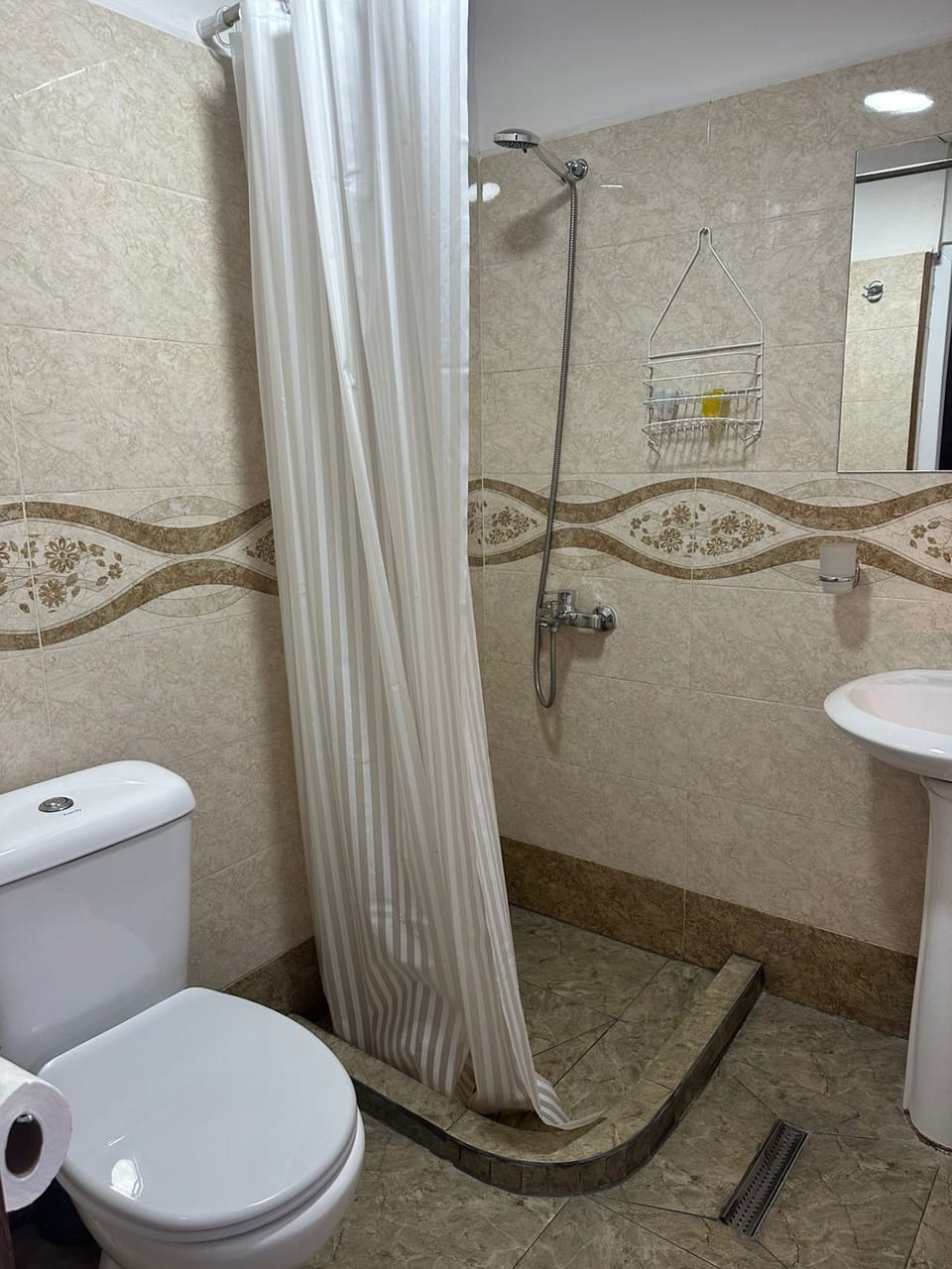 Economy Double or Twin Room | Desk, free WiFi, bed sheets