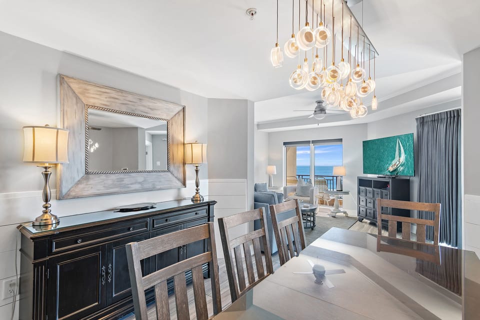 Dining & Living Area