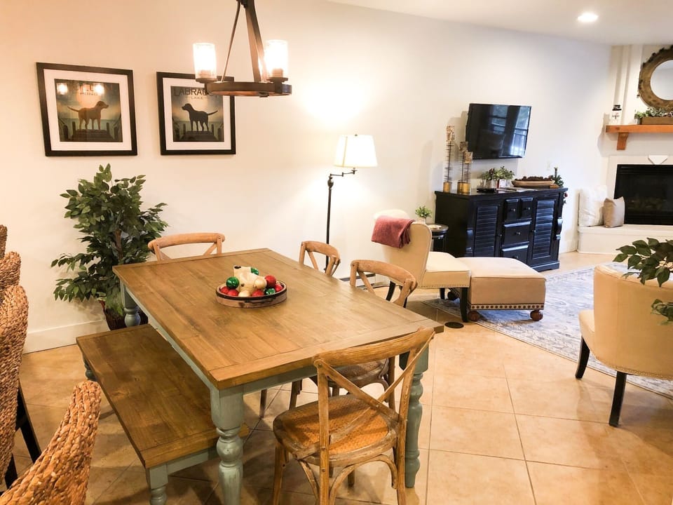 Condo, 1 Bedroom | Dining