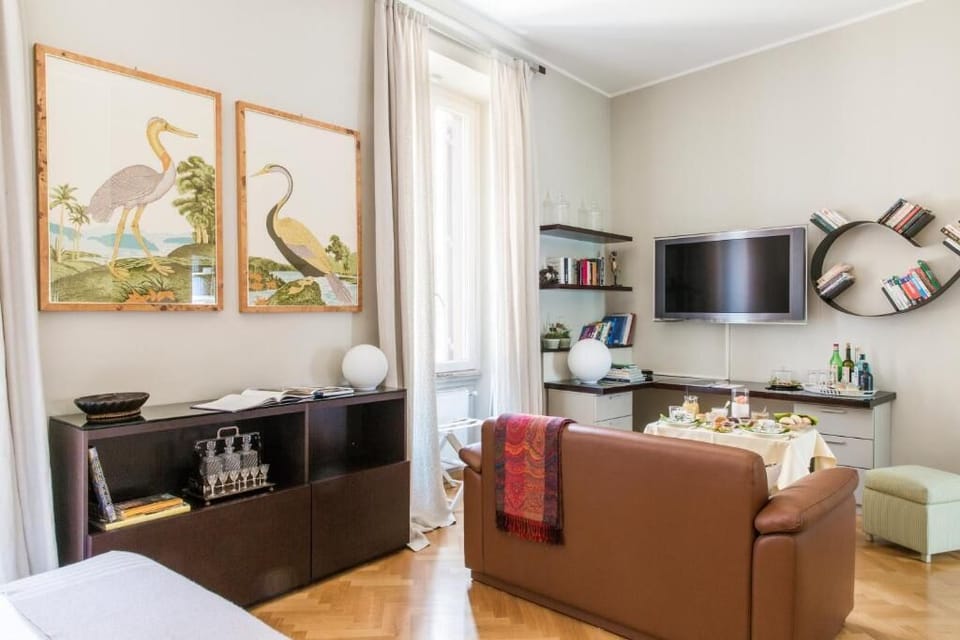 Junior Double Room | Desk, soundproofing