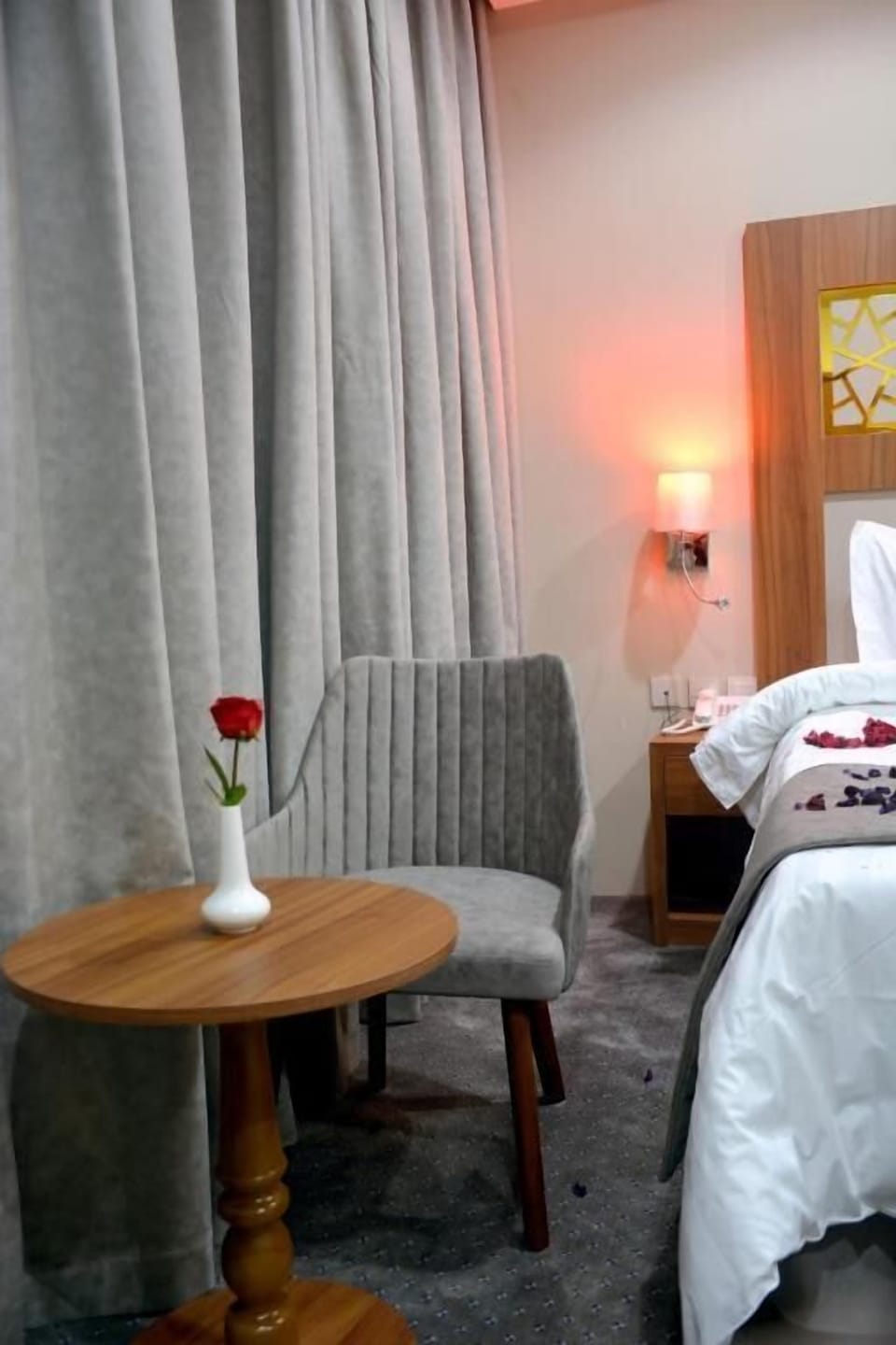In-room safe, blackout drapes, WiFi (free)
