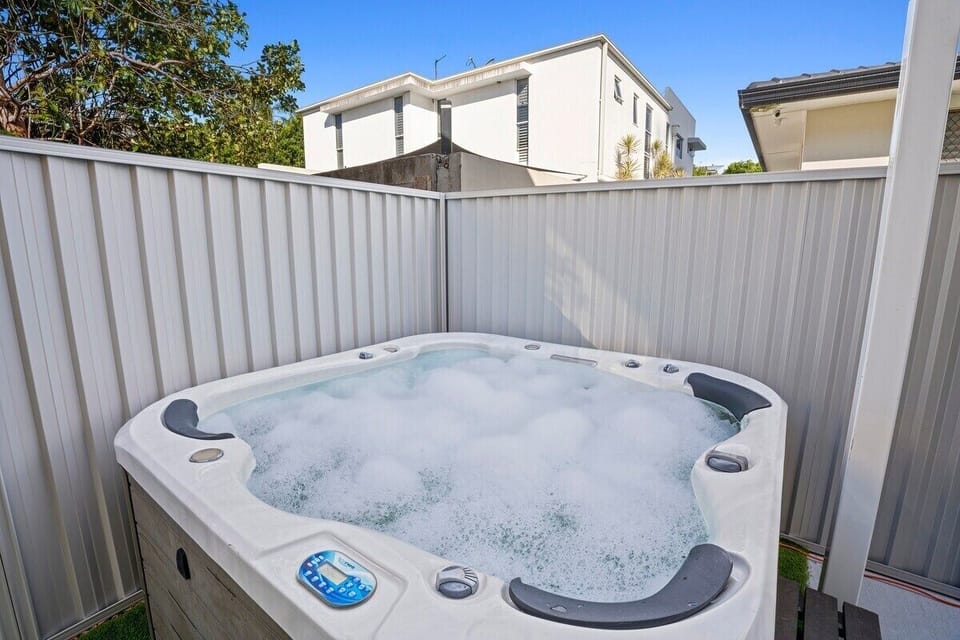 Outdoor spa.